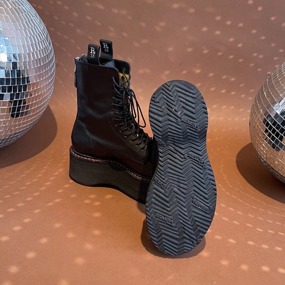**SOLD***. R13 DOUBLE STACK BOOT BLACK SZ 7 - Picture 7 of 16